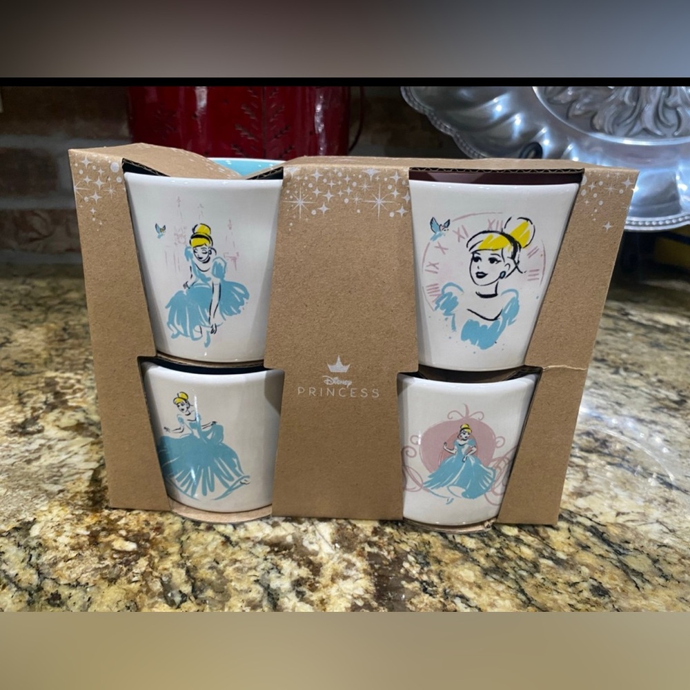 Rae Dun. Disney Princess Cinderella ramekin set - Brand new boxed set!